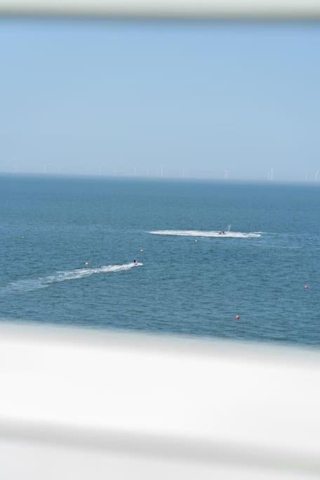 Luxury Duplex Penthouse On The Beach With Panoramic Sea Views Herne Bay Εξωτερικό φωτογραφία