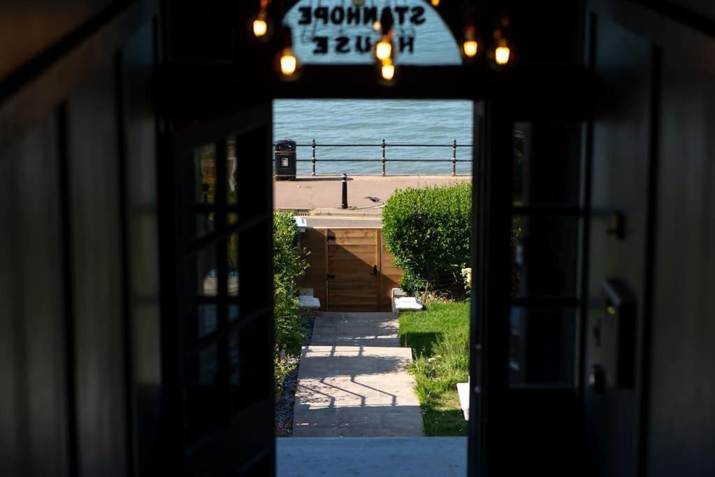 Luxury Duplex Penthouse On The Beach With Panoramic Sea Views Herne Bay Εξωτερικό φωτογραφία